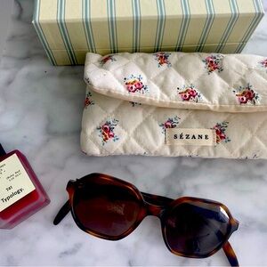 Sézane Tortoise Shell Sunglasses